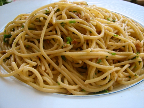 Spaghetti with Walnuts and Anchovies